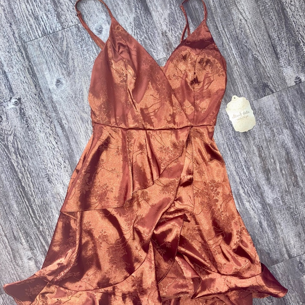 Satiny floral print Altar’d State dress